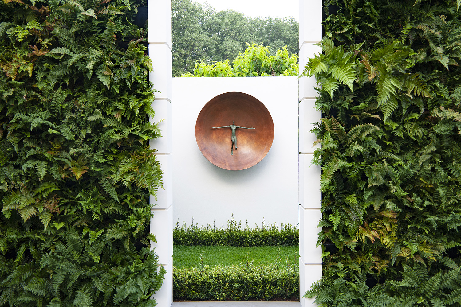 Kate Gould's West End Garden - RGHS Chelsea Flowers Show 2018