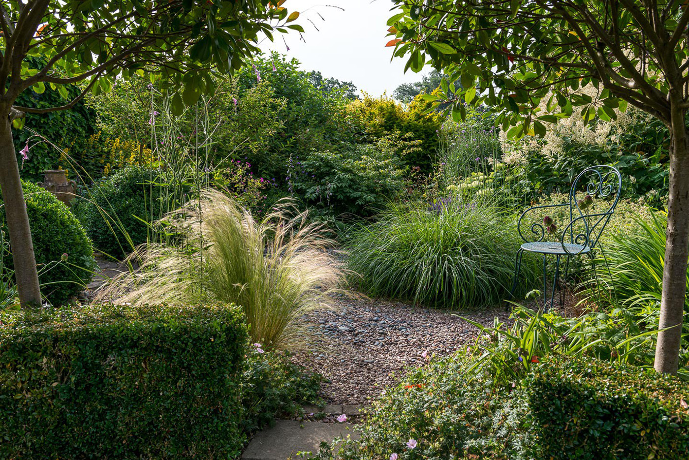 Kate Gould Gardens - Traditional Garden Design Kingsbury