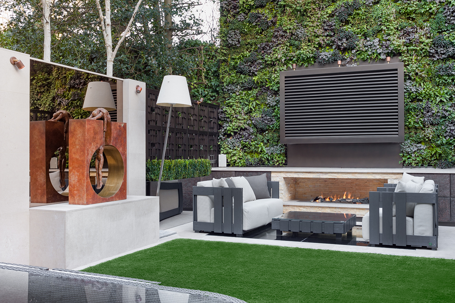 OUTDOOR FIRE - GREEN WALLS - OUTDOOR STRUCTURES -  SCULPTURE - DISGUISING TRICKY SPACES - ARTIFICIAL LAWN